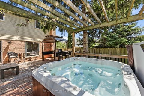 Photo 39 at 6 Gilmour Drive, Central, Ajax