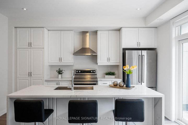 Photo 10 at 63 George Kirby Street, Patterson, Vaughan
