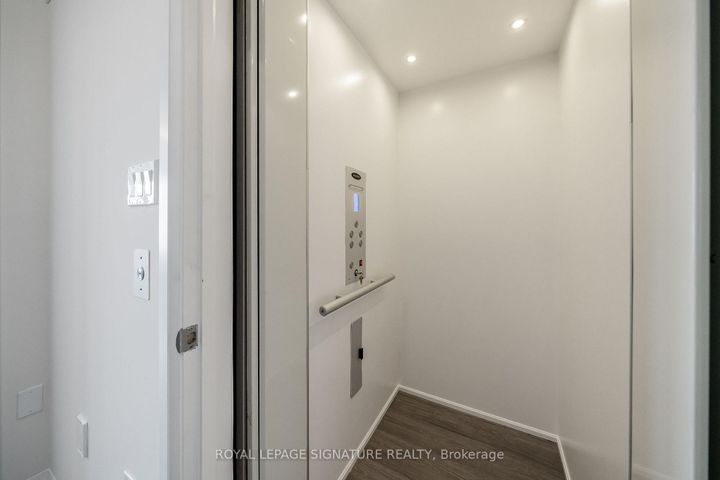 Photo 25 at 63 George Kirby Street, Patterson, Vaughan