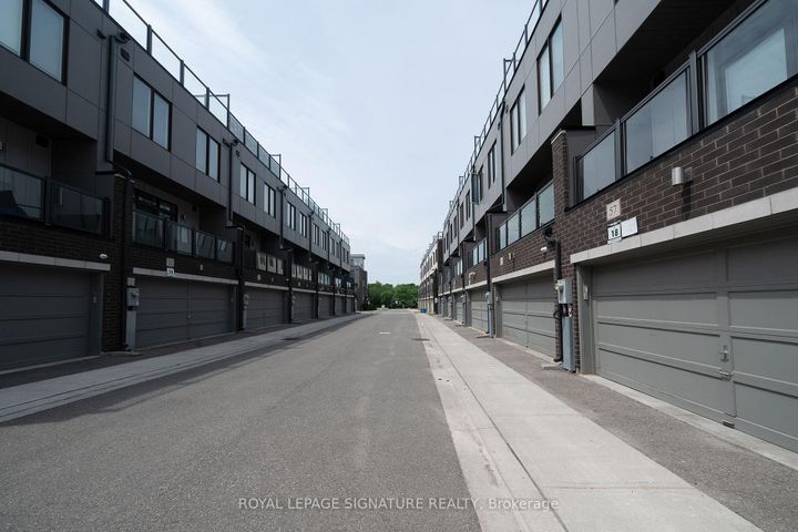 Photo 35 at 63 George Kirby Street, Patterson, Vaughan