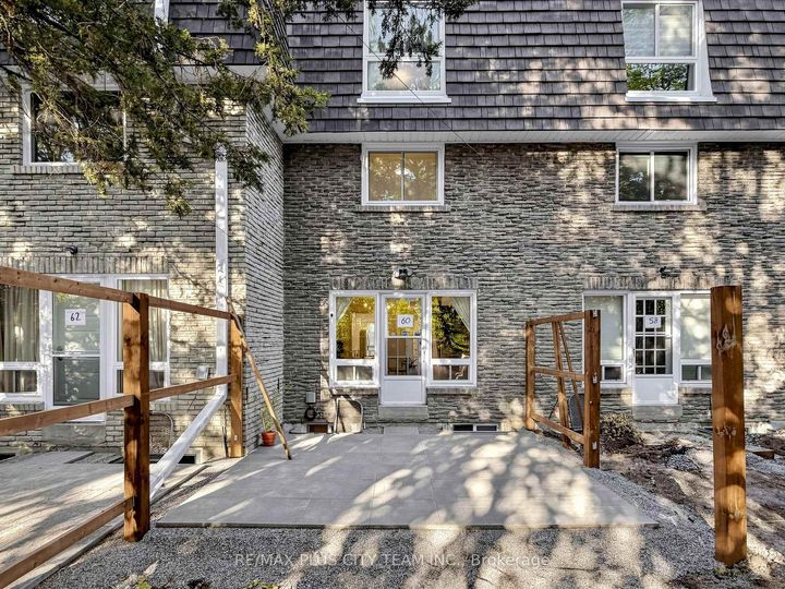 Photo 34 at 60 Tangle Briar Way, Bayview Village, Toronto
