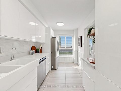 Photo 9 at 60 Tangle Briar Way, Bayview Village, Toronto