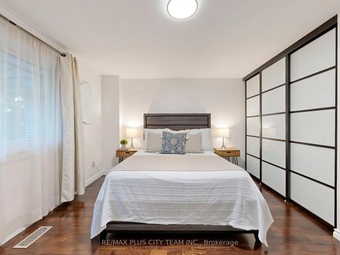 Photo 24 at 60 Tangle Briar Way, Bayview Village, Toronto