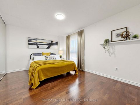 Photo 26 at 60 Tangle Briar Way, Bayview Village, Toronto