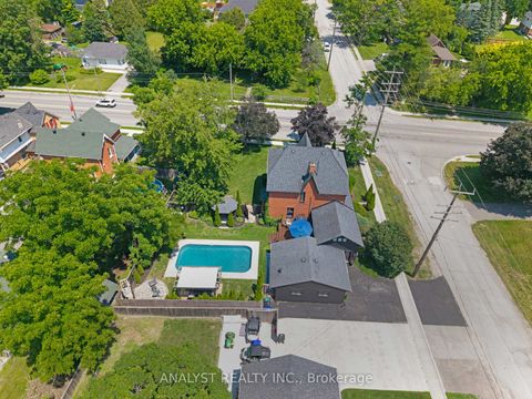 Photo 5 at 20 King Street S, Cookstown, Innisfil