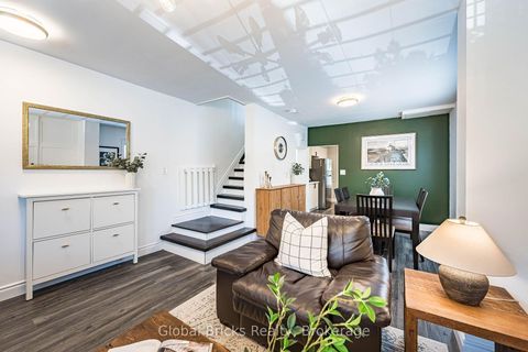 Photo 6 at 19 Elward Boulevard, Oakridge, Toronto