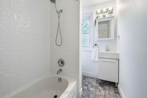 Photo 44 at 19 Elward Boulevard, Oakridge, Toronto