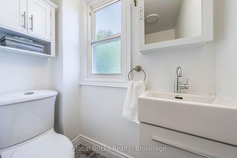 Photo 45 at 19 Elward Boulevard, Oakridge, Toronto