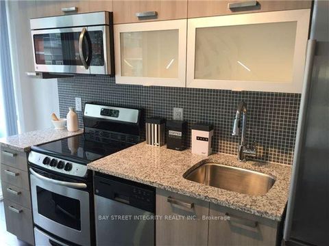 Photo 9 at 602W - 36 Lisgar Street, Little Portugal, Toronto