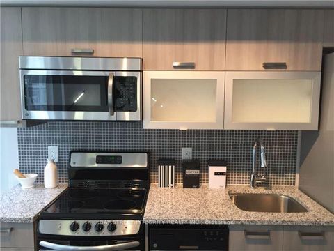 Photo 10 at 602W - 36 Lisgar Street, Little Portugal, Toronto
