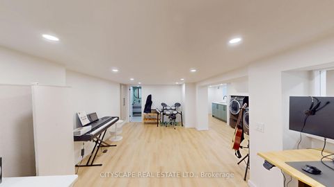 Photo 36 at 25 Oswald Crescent, Mount Pleasant West, Toronto