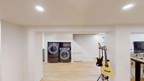 Photo 38 at 25 Oswald Crescent, Mount Pleasant West, Toronto