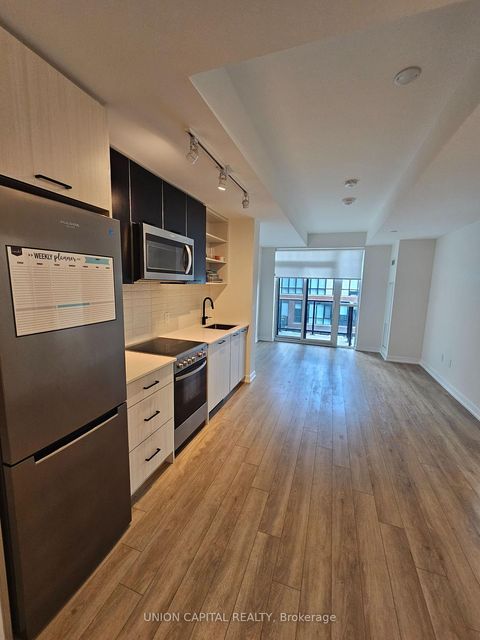 Photo 6 at 710 - 2300 St. Clair Avenue W, Junction Area, Toronto