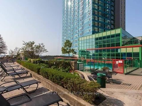 Photo 20 at 504 - 77 Harbour Square, Waterfront Communities C1, Toronto