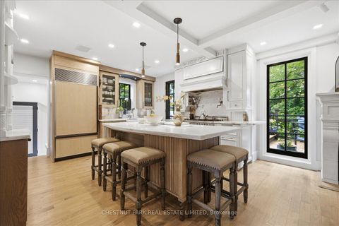 Photo 6 at 310 Bessborough Drive, Leaside, Toronto