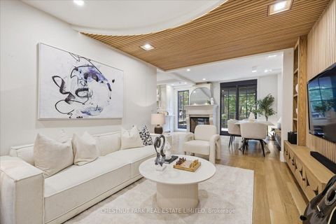 Photo 9 at 310 Bessborough Drive, Leaside, Toronto