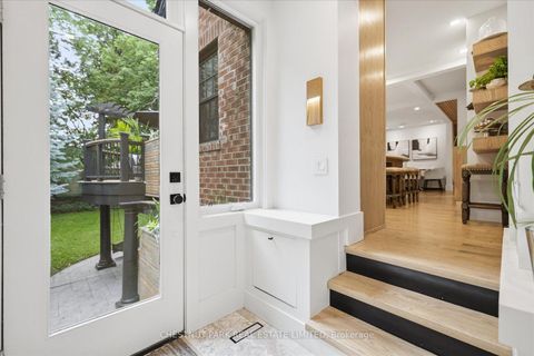 Photo 21 at 310 Bessborough Drive, Leaside, Toronto