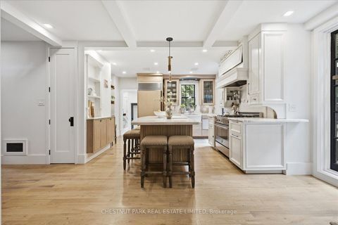 Photo 22 at 310 Bessborough Drive, Leaside, Toronto