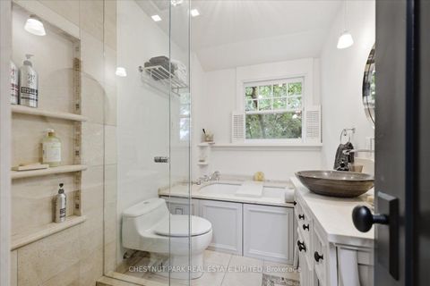 Photo 28 at 310 Bessborough Drive, Leaside, Toronto