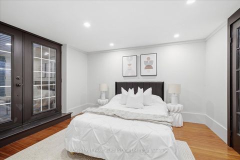 Photo 41 at 310 Bessborough Drive, Leaside, Toronto