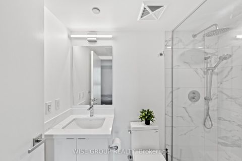 Photo 12 at 915 - 500 Wilson Avenue, Clanton Park, Toronto