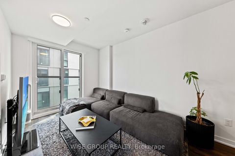 Photo 14 at 915 - 500 Wilson Avenue, Clanton Park, Toronto