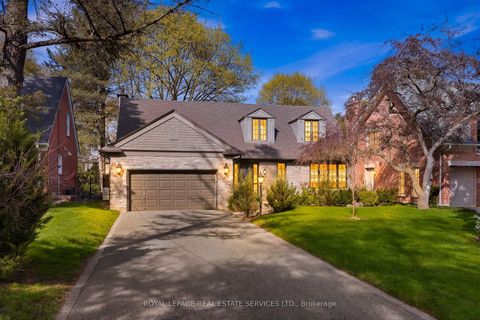 Photo 1 at 59 Edgevalley Drive, Humber Valley, Toronto