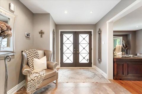 Photo 4 at 15 Polo Place, Rouge E11, Toronto