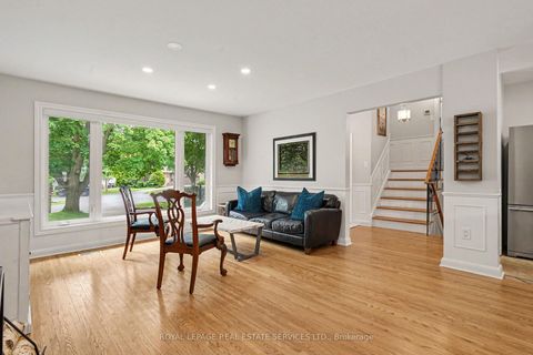 Photo 6 at 14 Mossford Court, Rosethorn, Toronto