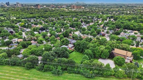 Photo 26 at 14 Mossford Court, Rosethorn, Toronto
