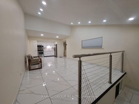 Photo 1 at 209 - 262 John Garland Boulevard, Clairville, Toronto
