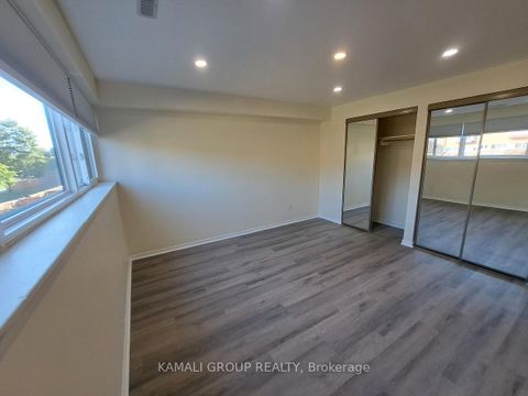 Photo 9 at 209 - 262 John Garland Boulevard, Clairville, Toronto