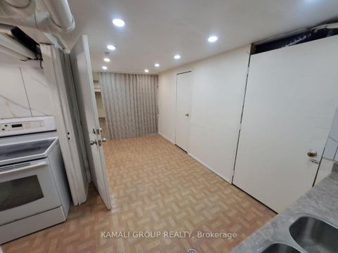 Photo 24 at 209 - 262 John Garland Boulevard, Clairville, Toronto