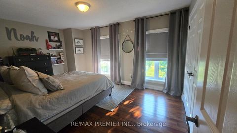 Photo 12 at 178 Buena Vista Drive, Sonoma Heights, Vaughan