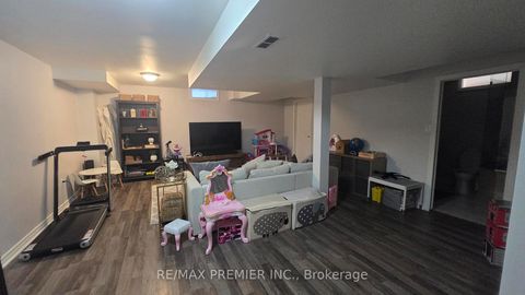 Photo 22 at 178 Buena Vista Drive, Sonoma Heights, Vaughan