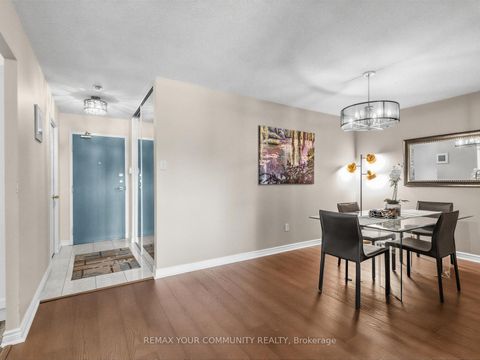 Photo 10 at 612 - 1 Clark Avenue, Yorkhill, Vaughan