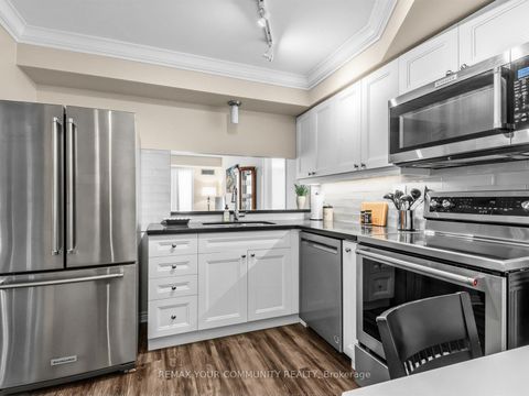 Photo 11 at 612 - 1 Clark Avenue, Yorkhill, Vaughan