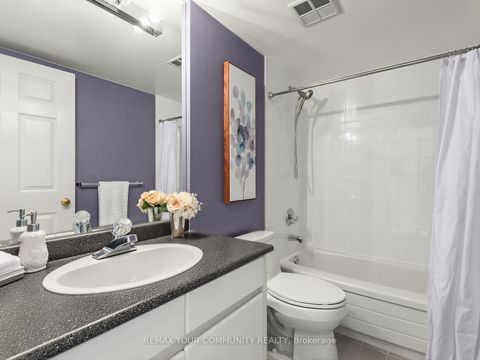 Photo 19 at 612 - 1 Clark Avenue, Yorkhill, Vaughan
