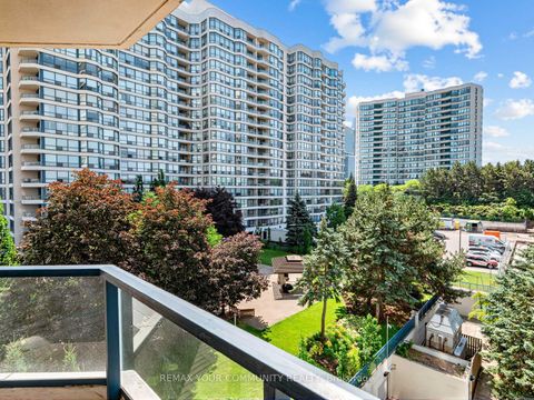 Photo 22 at 612 - 1 Clark Avenue, Yorkhill, Vaughan