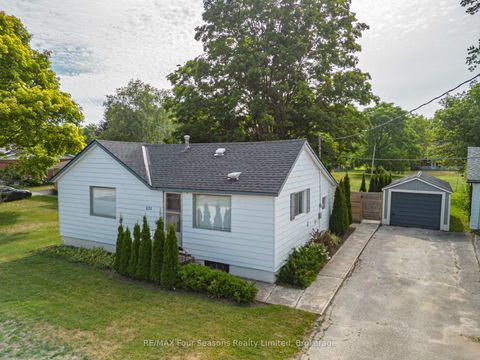 Photo 11 at 231 Superior Street, Stayner, Clearview