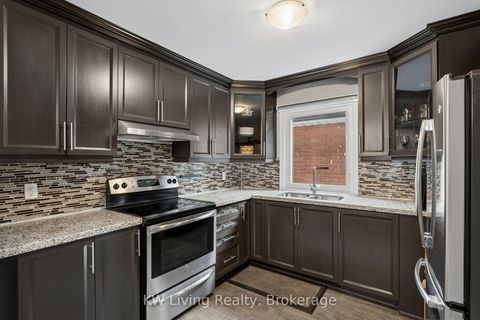 Photo 7 at 116 Seventh Street, New Toronto, Toronto