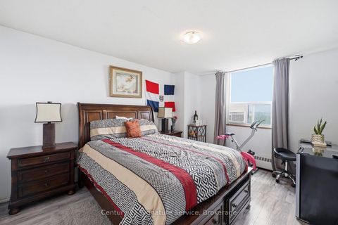 Photo 19 at 610 - 1250 Bridletowne Circle, L'Amoreaux, Toronto