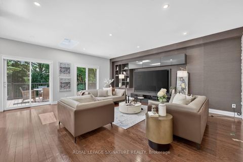 Photo 13 at 253 Byng Avenue, Willowdale East, Toronto