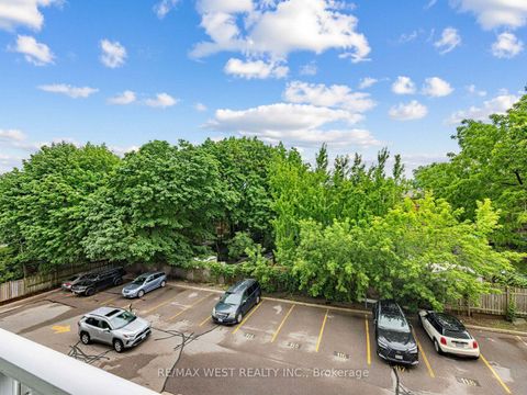 Photo 24 at 302 - 580 Christie Street, Wychwood, Toronto