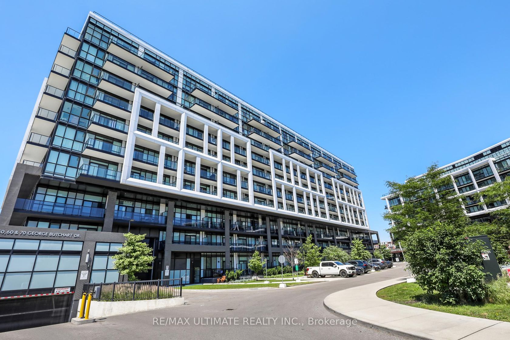 906 - 50 George Butchart Drive, CFB, Toronto 