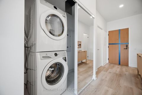 Photo 7 at 216 - 1660 Bloor Street W, High Park North, Toronto