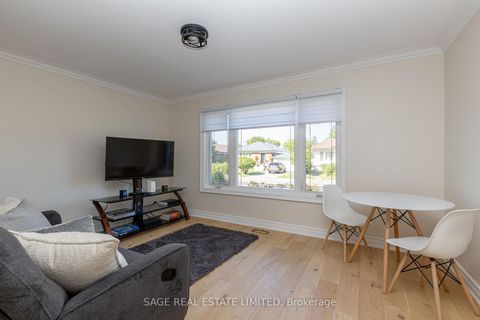 Photo 2 at 8 Lombardy Crescent, Kennedy Park, Toronto