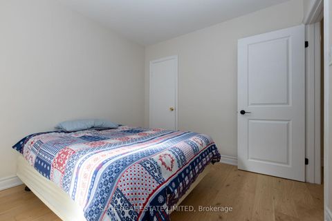 Photo 5 at 8 Lombardy Crescent, Kennedy Park, Toronto