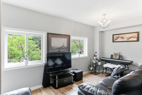 Photo 12 at 17 - 138 Homestead Road, West Hill, Toronto