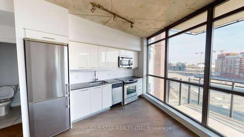 Photo 2 at 707 - 90 Trinity Street, Moss Park, Toronto